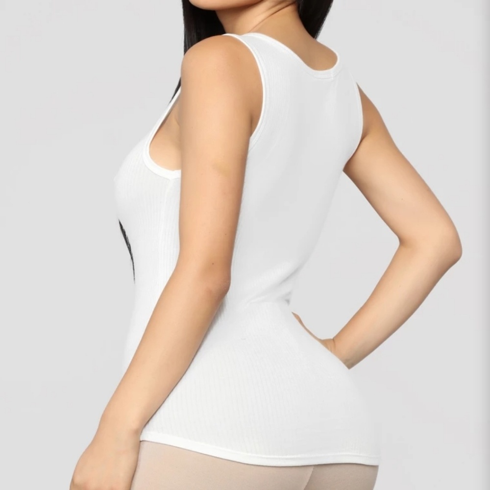 Tee - Picture 2 of 3